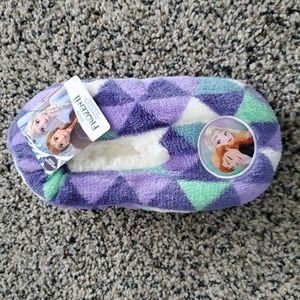 🆕️ Disney Frozen II Snuggle Toes